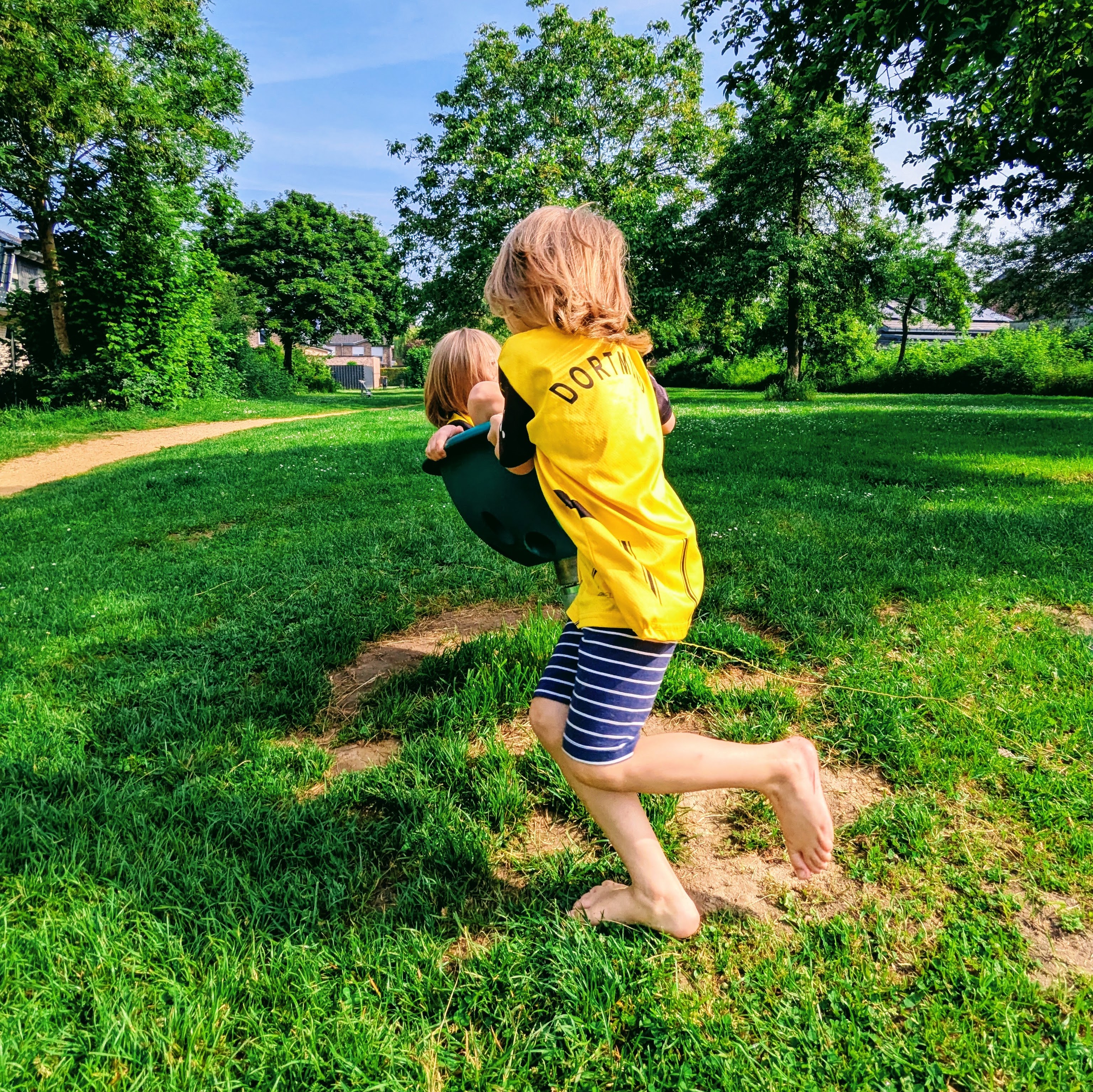 Spielende Kinder 